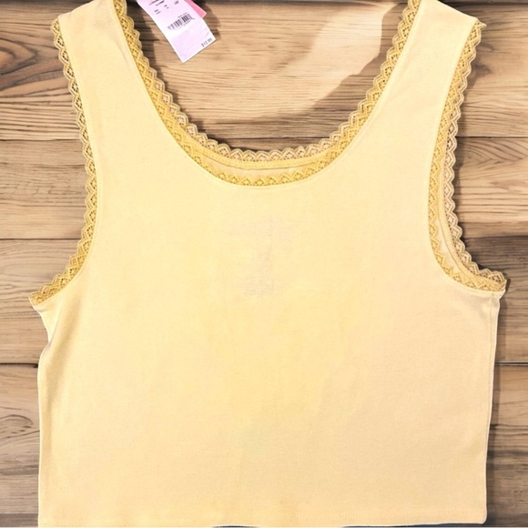 NWT FLINTSTONES Crop Top Yellow Graphic XXL Tank w/ Lace Detail - Picture 4 of 6